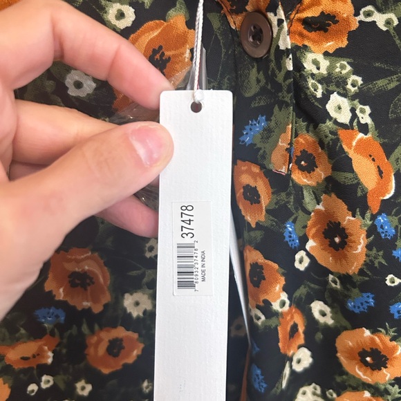 NWT Elsie & Zoey floral flowing top size L/XL - Picture 4 of 16